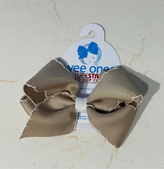 Small Moonstitch Bow