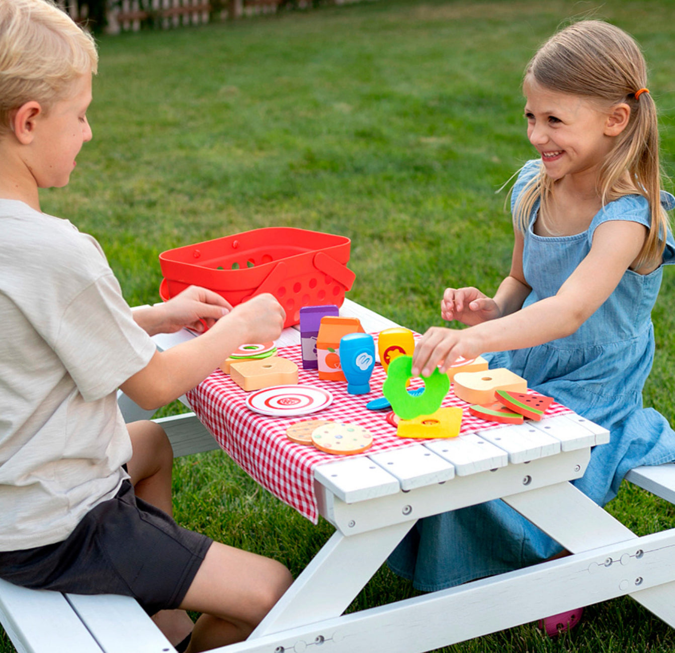 Pretendables Picnic Basket Set