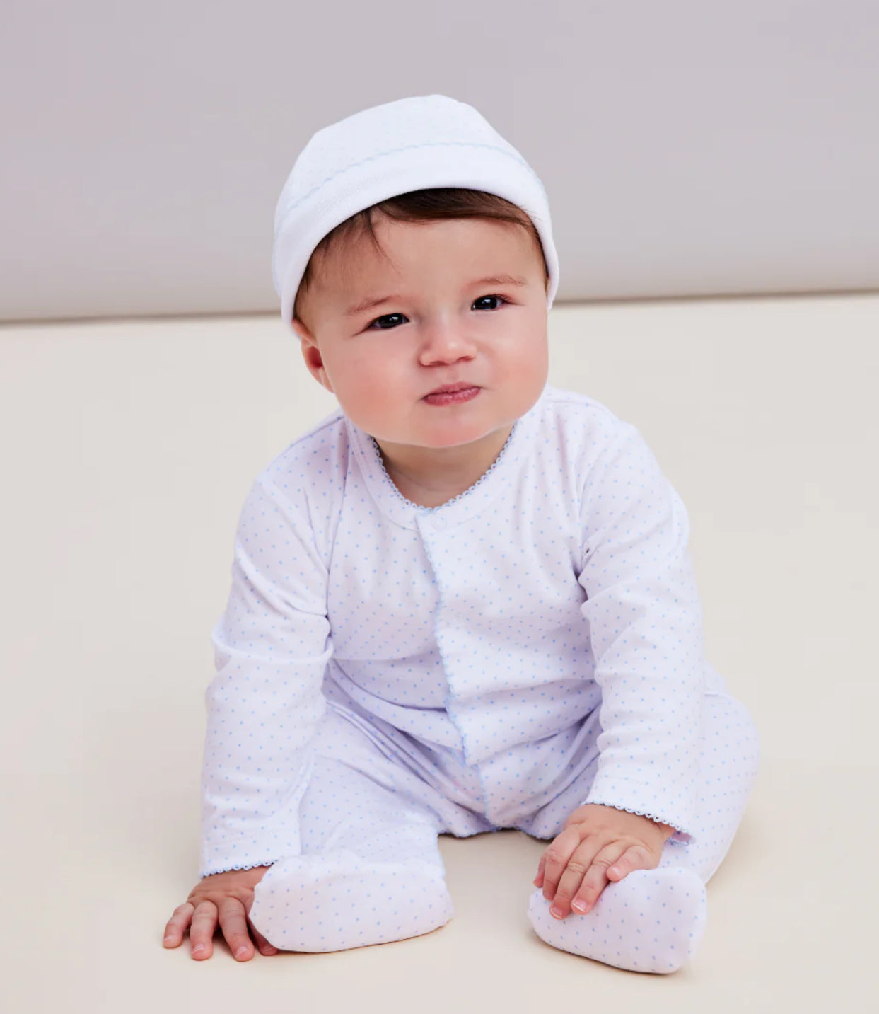 White/Blue Dots Prints Hat