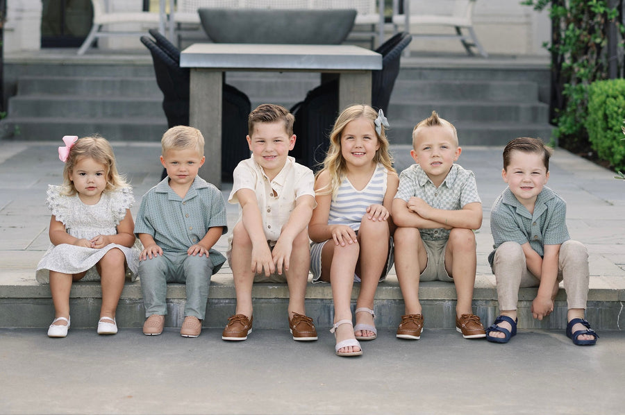 Welcome to Tiny Threads!